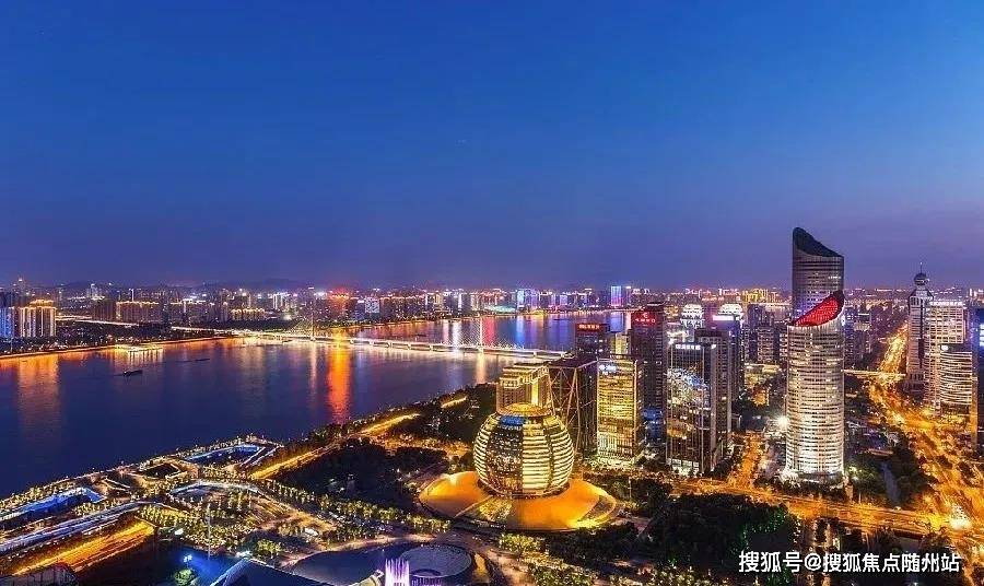 新澳2025最新开奖结果查询与灵活释义解释落实的探讨